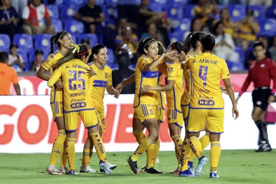 Imágenes del partido entre Tigres Femenil y Cruz Azul.