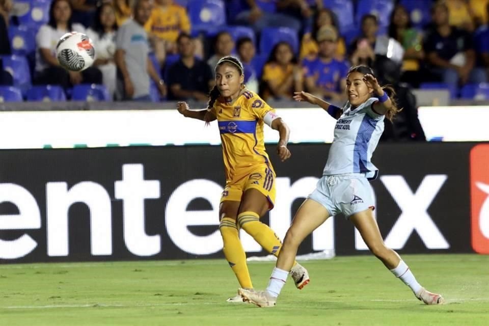 Imágenes del partido entre Tigres Femenil y Cruz Azul.