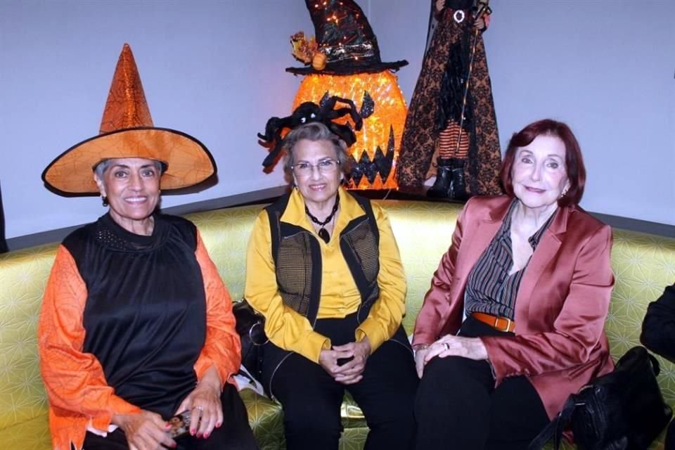 Chacha Delgado de Romero, Consuelo Saldaña de Villarreal y Cuquita Martínez