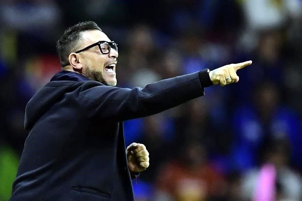 Antonio Mohamed busca su cuarto título de Liga MX con la misma cantidad de equipos.