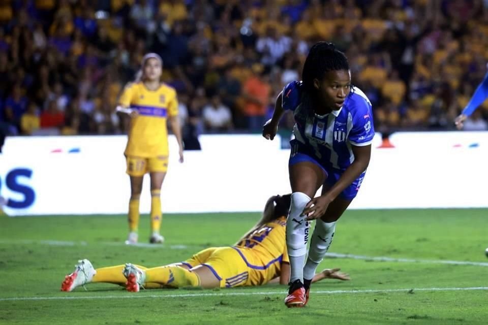 Las Rayadas ligaron cinco triunfos y le quitaron lo invicto a Tigres Femenil.