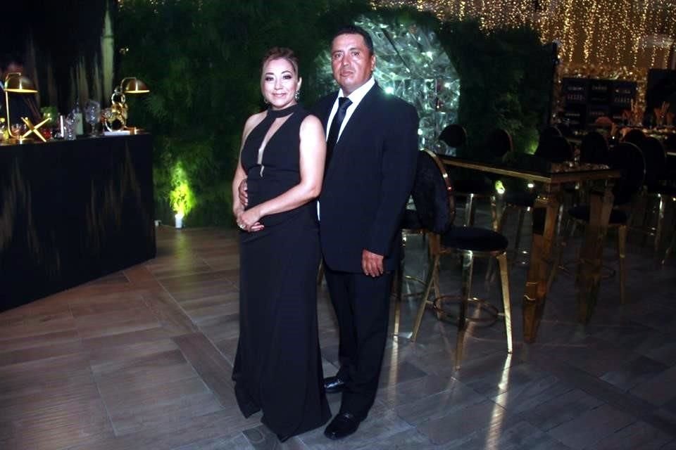 Liliana Escobedo y Jorge Ovalle