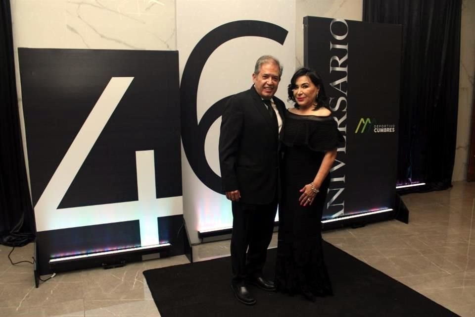 Mario Chavarría y Lily Garza de Chavarría