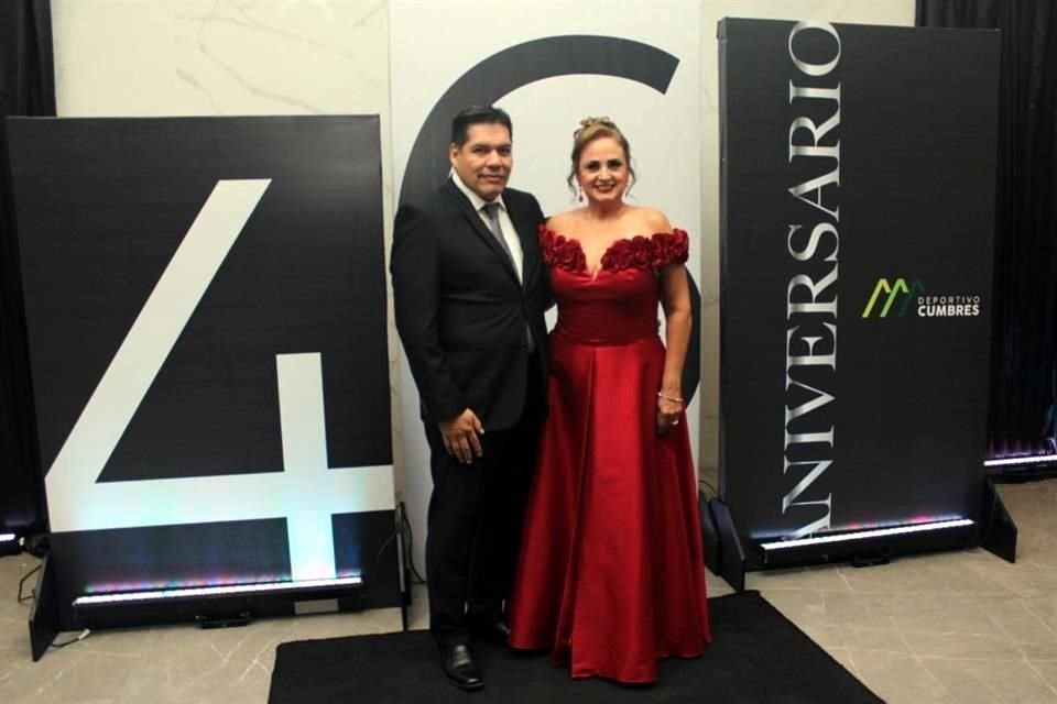 Ruben Méndez y Elissa Leal