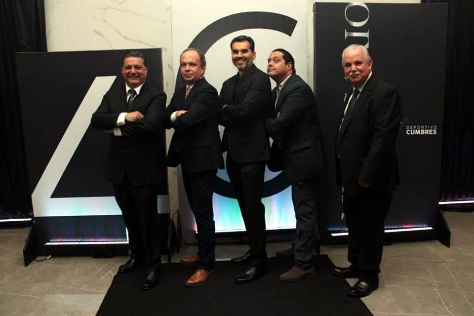 Antonio Rodríguez, Gustavo Martínez, César Montalvo, Ivan Chávez y Raúl Garza