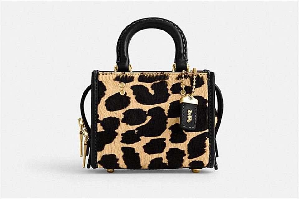 La casa de moda Coach anunció su nueva colección 'Animal Print', con énfasis en la naturaleza y la fauna, para la temporada de invierno.