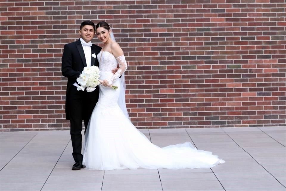 Manuel Ortiz Morales y Alejandra Saldívar Moreno