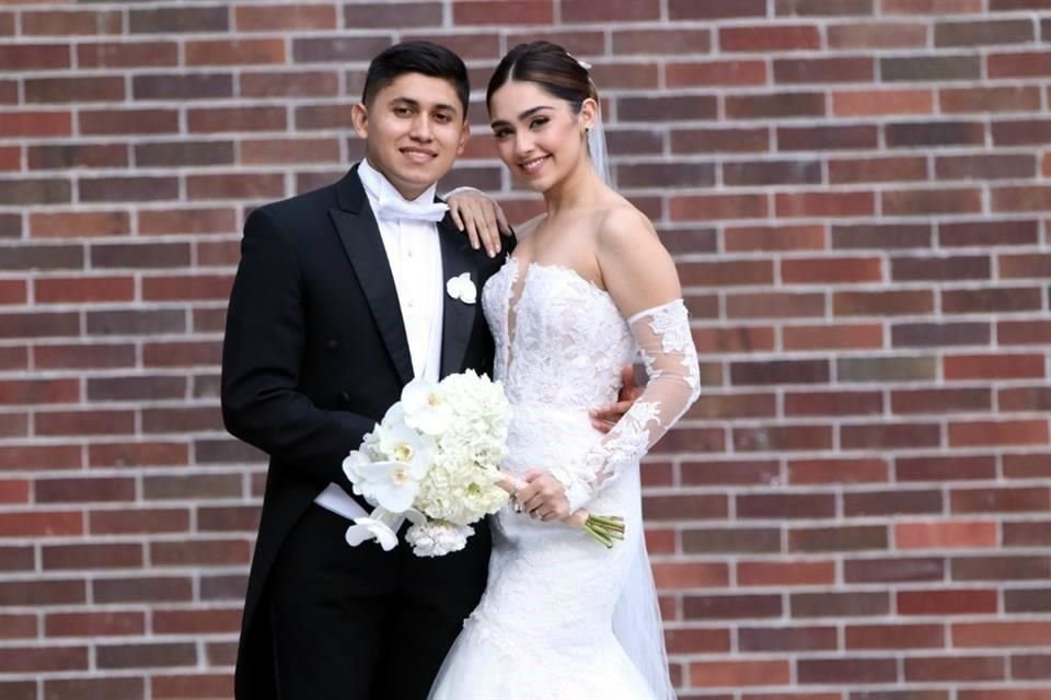 Manuel Ortiz Morales y Alejandra Saldívar Moreno