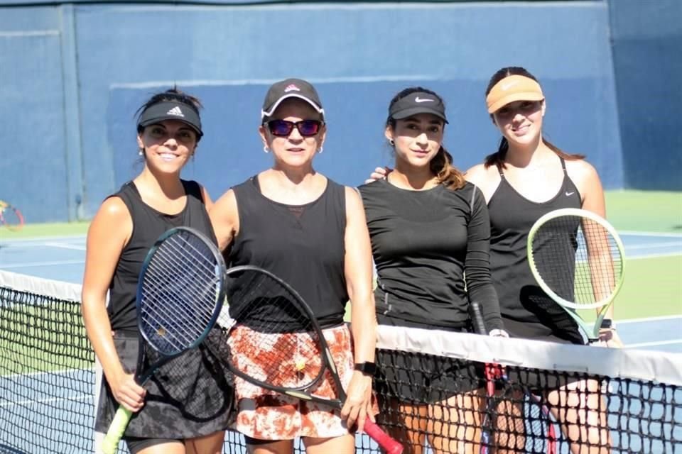 Mariana Jaramillo, Eugenia Saucedo, Fernanda González y Bárbara Ruiz