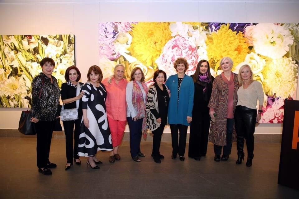 Cinthia Bouffier, Lula González, Ana María Menchaca, Martha Gutiérrez, Ana María Morales, Paty Martínez, Lourdes Dieck Assad, Lourdes Maiz, Roberta Sada y Consuelo Ibarra