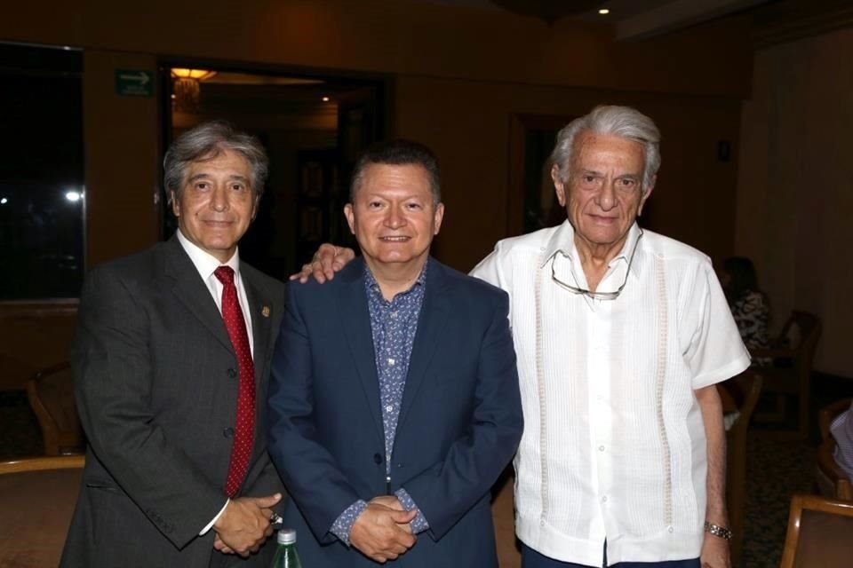 Lauro Gómez, Anel Rogelio Aragon y Homero Decanini Livas