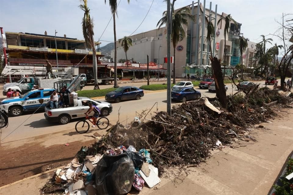 Una evaluación estima que las pérdidas por los daños ocasionados por 'Otis' en Acapulco podrían ascender a 15 mil mdd.