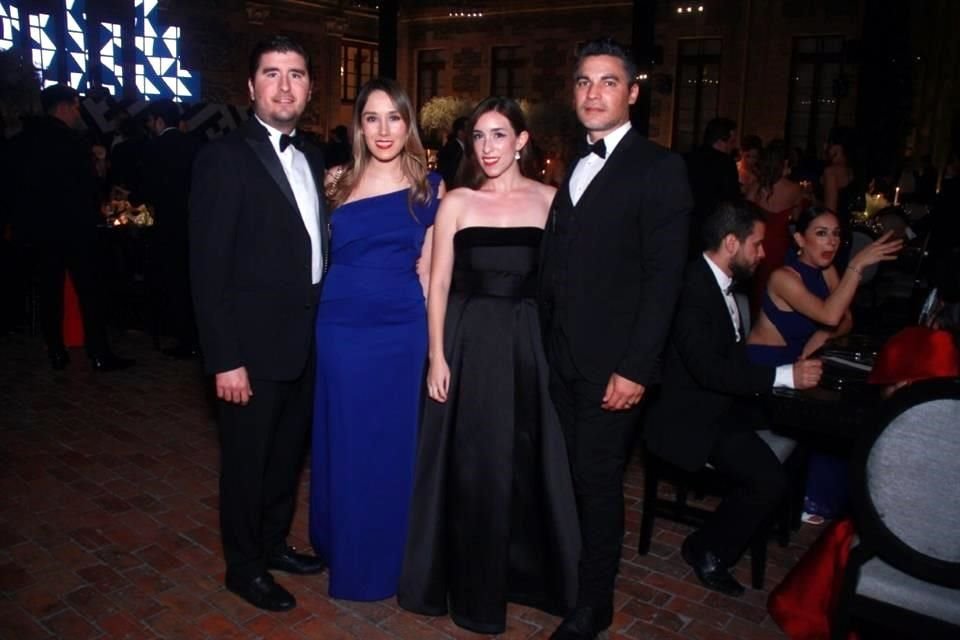 Patricio de la Garza, Mariana Flores, Isabel Villarrela y Omar Zamora