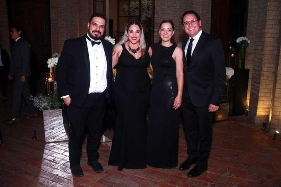 Héctor Martínez, Claudia Esquivel, Alejandra Ávila y José Huerta