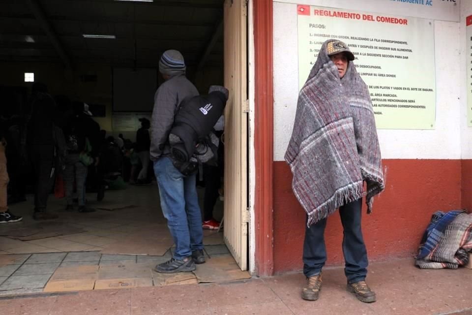 Algunos migrantes dijeron no estar acostumbrados a las bajas temperaturas.