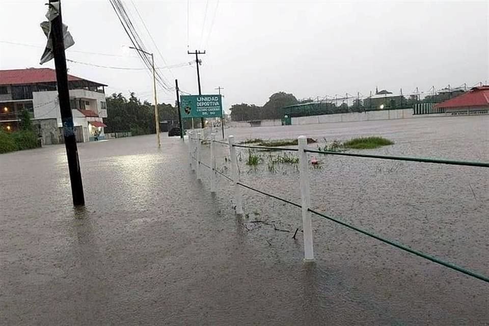 El río está 1.28 metros arriba de su nivel normal.