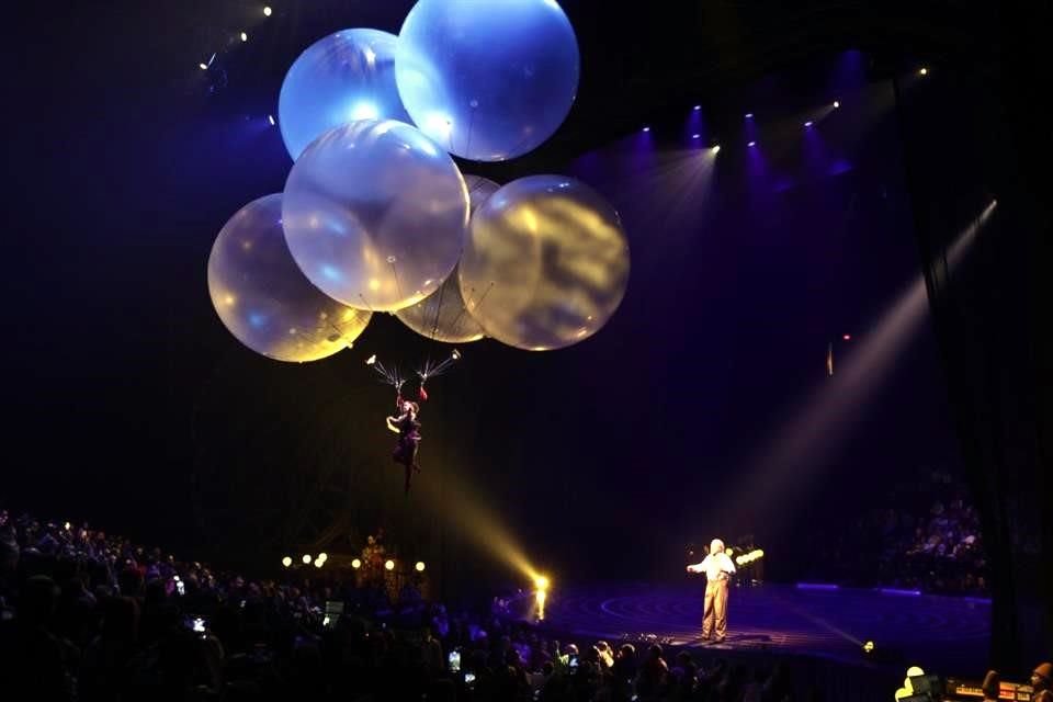 La temporada del espectáculo Corteo del Cirque Du Soleil se presentó con éxito en la Ciudad.