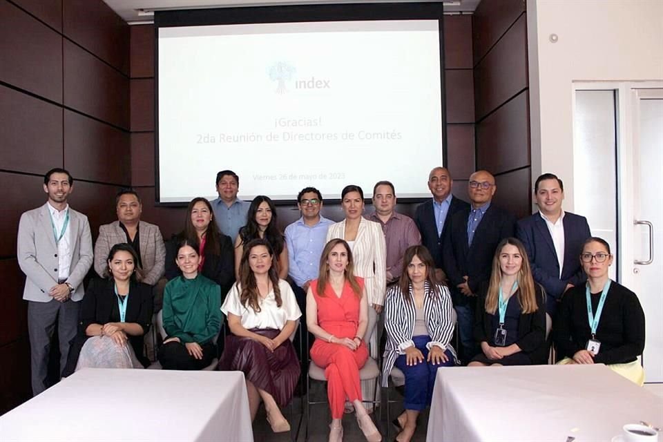 Directores e integrantes de los comités de trabajo de Index Nuevo León.