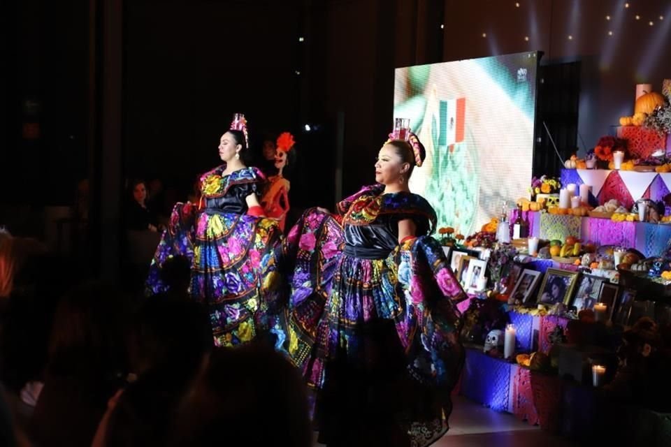 Sinaí Lara y Paulina Fuentes