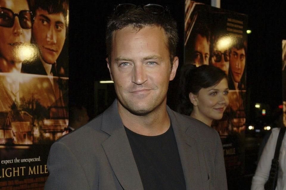 Todo el elenco de 'Friends' acudió al funeral del actor Matthew Perry, el cual fue realizado en el Forest Lawn Memorial Park de Los Ángeles.