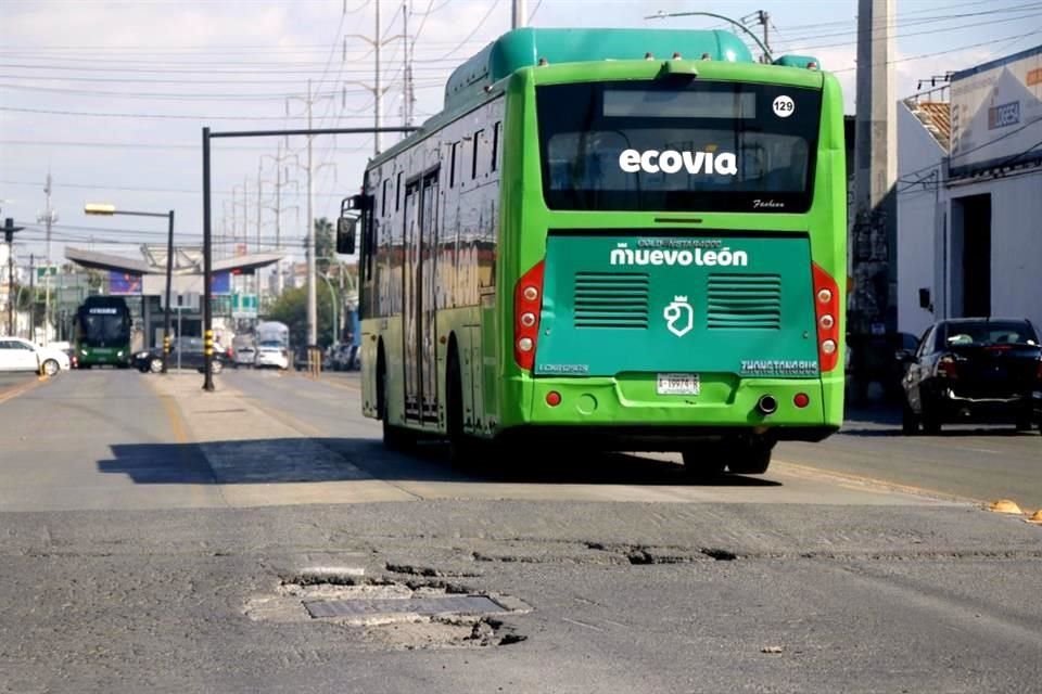 La Ecovía circula en una ruta opaca, ya que el Estado oculta datos financieros de su operación