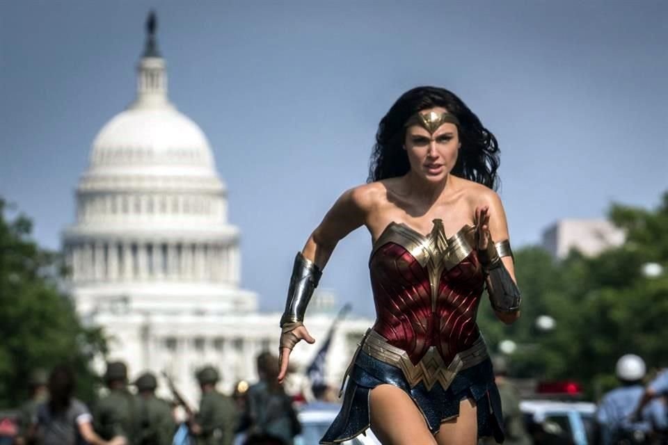 La actriz Gal Gadot planea mostrar un video en Hollywood con escenas de terrorismo contra ciudadanos israelíes; divide opiniones en redes.