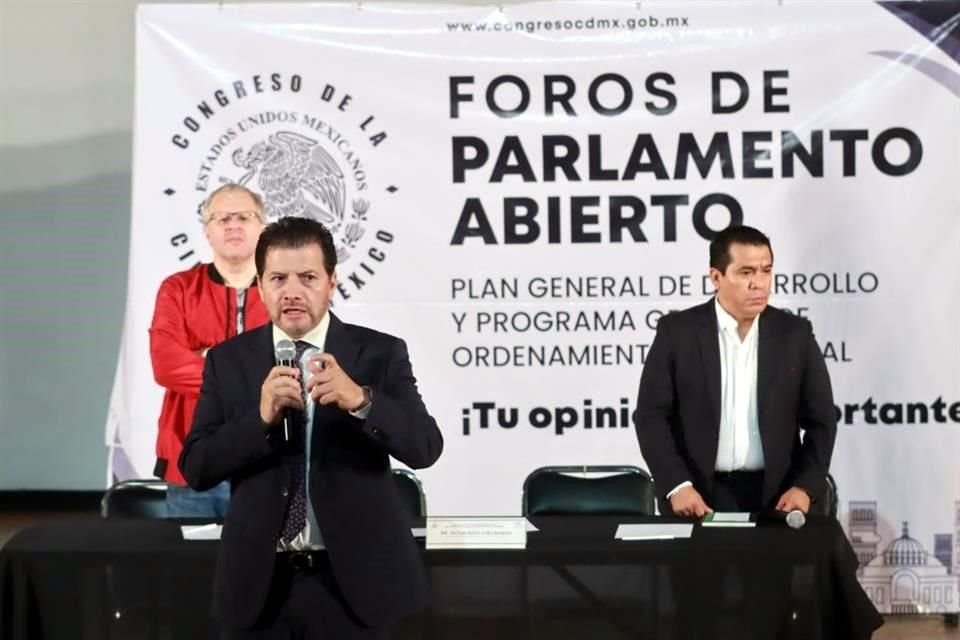 El último de los foros por el PGOT debió realizarse el viernes pasado, sin embargo, fue cancelada por Víctor Hugo Lobo, presidente de la comisión, bajo la justificación de que era un día inhábil.