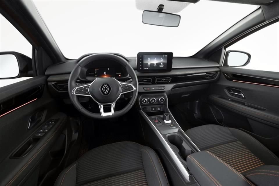 Con una pantalla de 8' compatible con Android Auto y Apple CarPlay, un cuadro de instrumentos digital de 7'.