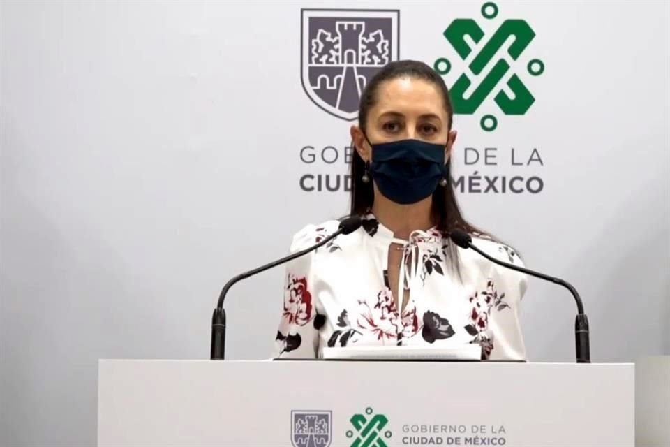De acuerdo con los datos oficiales, al mes, la Jefa de Gobierno gana 111 mil 178 pesos y los titulares de las Secretarías 109 mil 981 pesos.