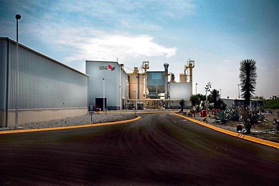 Planta Monterrey aumentó 50 por ciento la capacidad de la línea de producción de USG DUROCK®, solución para fachadas y áreas en contacto constante con el agua.