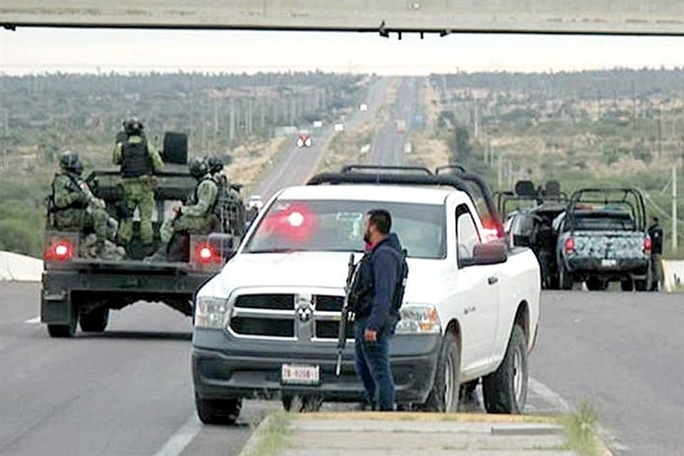 Un enfrentamiento entre narcos dejó al menos 18 muertos en Valparaíso, Zacatecas. El Cártel Jalisco Nueva Generación (CJNG) y el Cártel de Sinaloa mantienen una guerra por la plaza.