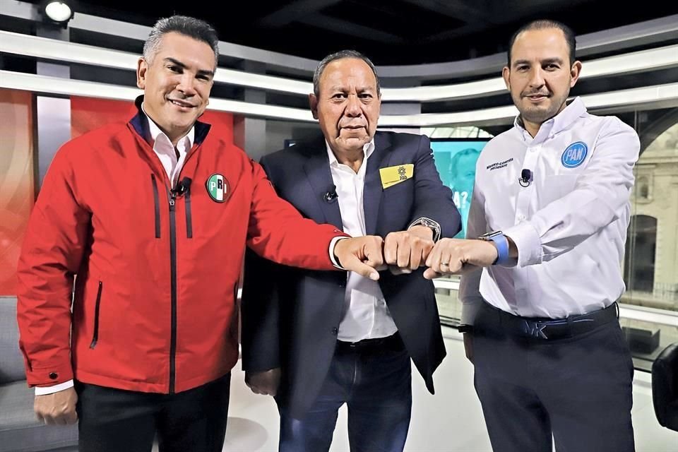 El PRI llegará a la  legislatura convertido en partido 'bisagra', toda vez que sus legisladores podrían darle la mayoría calificada a la coalición Juntos Haremos Historia o fortalecer a la oposición.