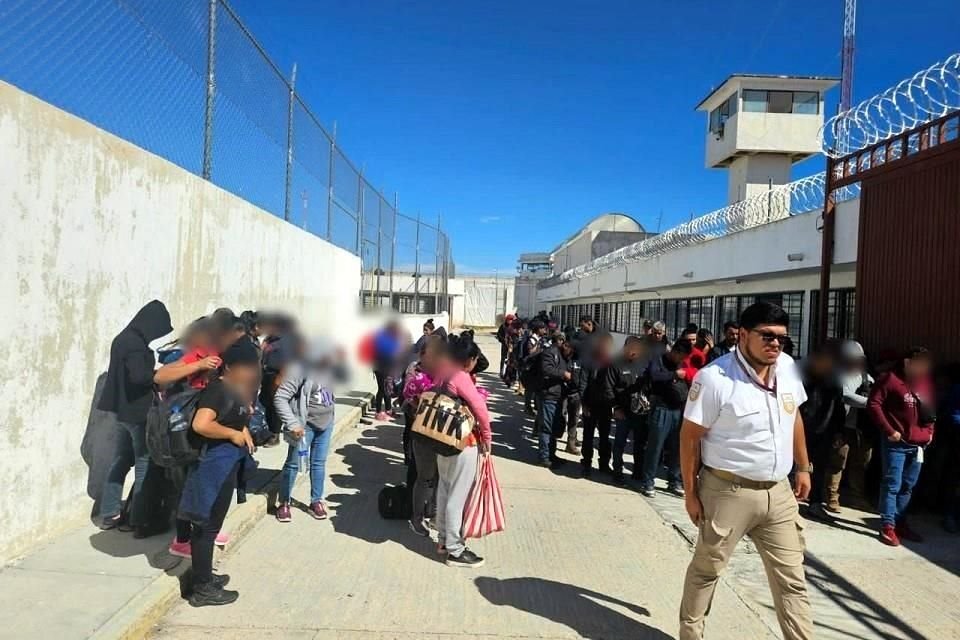 Los migrantes rescatados se encuentran alojados en la representación del INM en San Luis Potosí.