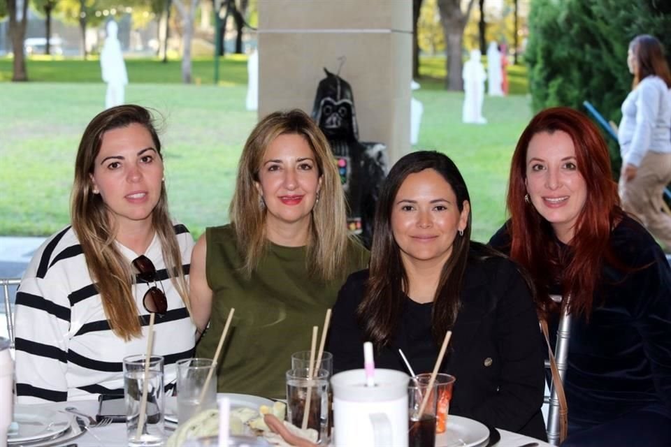 Ale Martínez, Sureya Farah, Yaramy González y Erika González