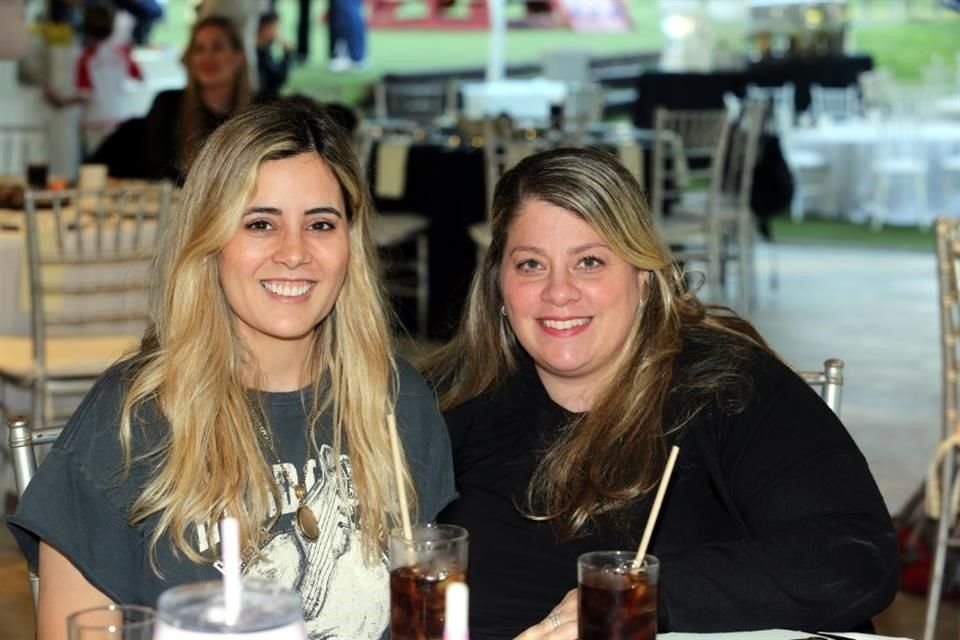 Claudia Ortiz y Lucía Martínez