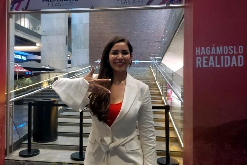 La Diputada federal Karina Barrón aseguró que esperará los tiempos para registrarse como aspirante a la Alcaldía de Monterrey.