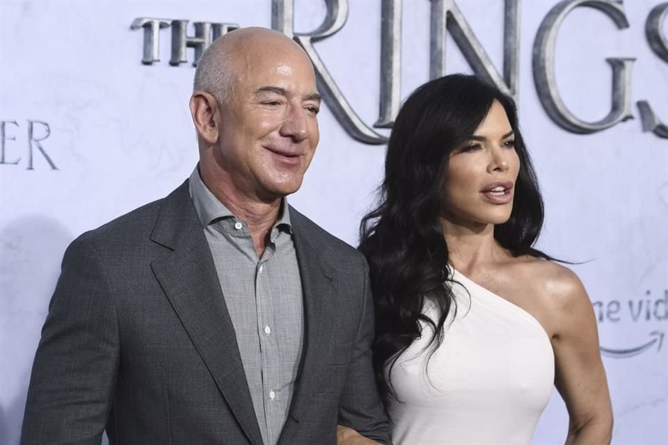 Lauren Sanchez se sinceró sobre sus deseos de convertirse en la esposa de Jeff Bezos, además el empresario compartió detalles de su amor.