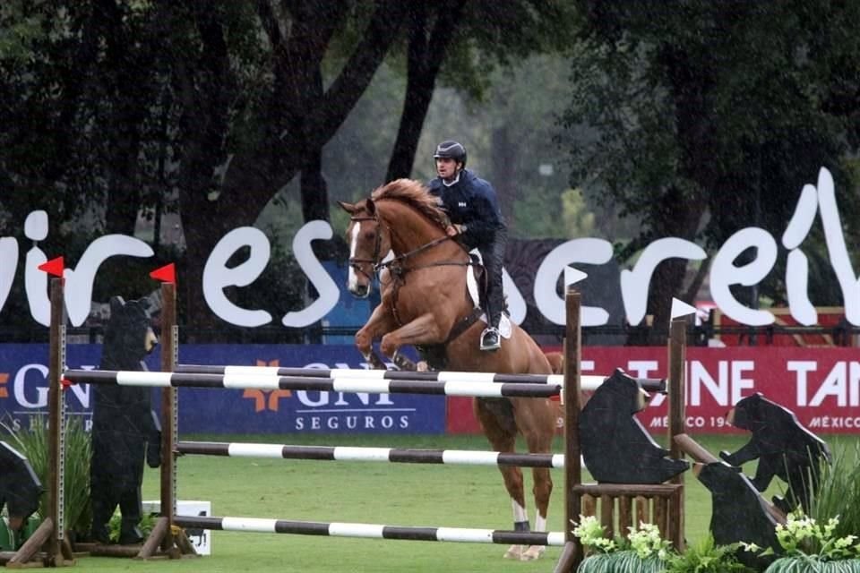 Juan Bautista en lomos de Bally Patrick