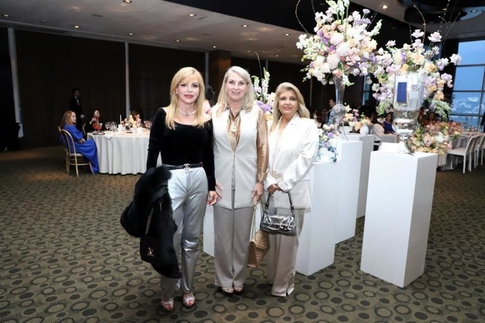 Catalina Ibarra de Martínez, Aracely de Cantú y Nelly de Cantú