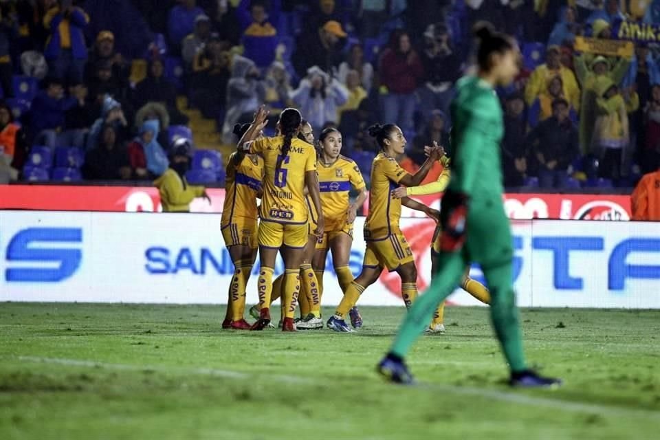 Tigres Femenil se metió nuevamente a Semifinales del torneo al dejar fuera a Pumas.