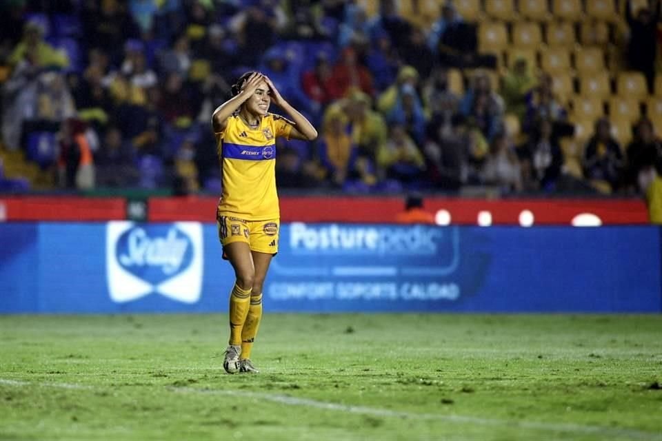 Tigres Femenil se metió a Semifinales del Apertura 2023 al vencer 2-1 a Pumas y eliminarlas con global de 5-2. Belén Cruz y Stephany Mayor anotaron los goles del triunfo.