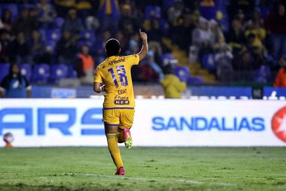 Tigres Femenil se metió a Semifinales del Apertura 2023 al vencer 2-1 a Pumas y eliminarlas con global de 5-2. Belén Cruz y Stephany Mayor anotaron los goles del triunfo.