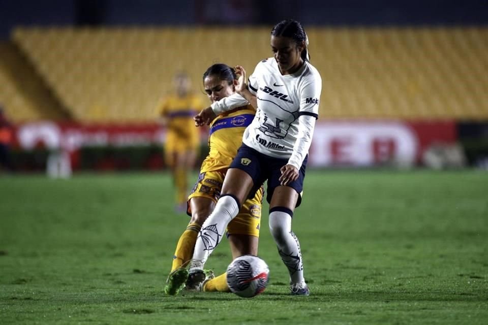 Tigres Femenil se metió a Semifinales del Apertura 2023 al vencer 2-1 a Pumas y eliminarlas con global de 5-2. Belén Cruz y Stephany Mayor anotaron los goles del triunfo.