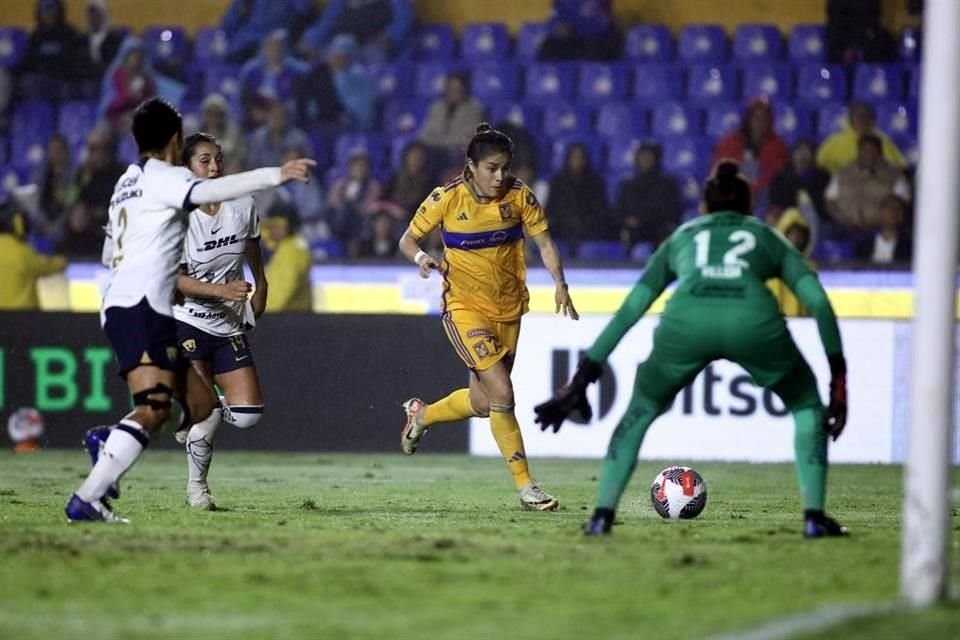 Tigres Femenil se metió a Semifinales del Apertura 2023 al vencer 2-1 a Pumas y eliminarlas con global de 5-2. Belén Cruz y Stephany Mayor anotaron los goles del triunfo.