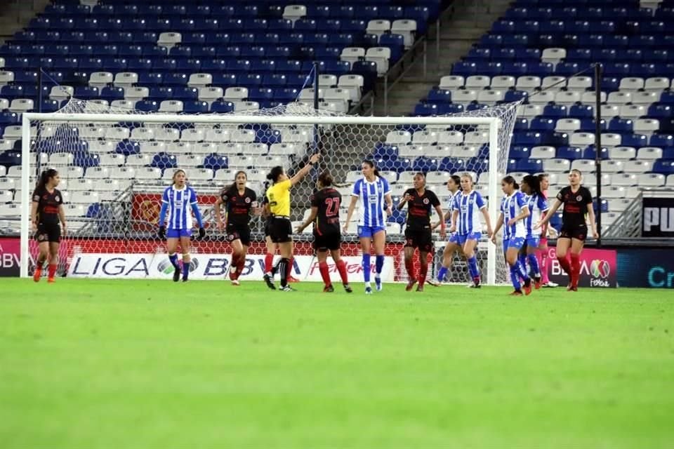 Rayadas le pasó por encima a Xolas de Tijuana con un 6-3 en la vuelta de Cuartos de Final, para meterse a Semifinales con un contundente global de 8-4; en la siguiente instancia habrá Clásico Regio.