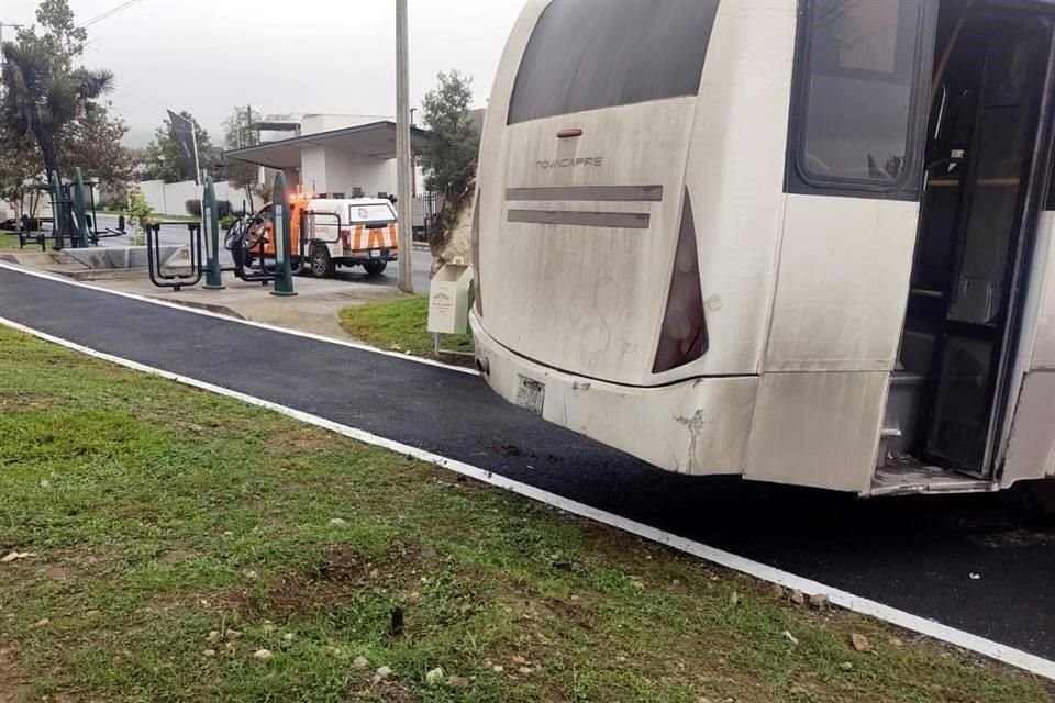 El incidente ocurrió en la Avenida Puerta de Hierro y Ruíz Cortines, en la Colonia Puerta de Hierro.