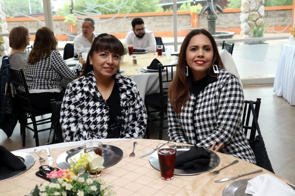 Norma González y Patricia Sánchez