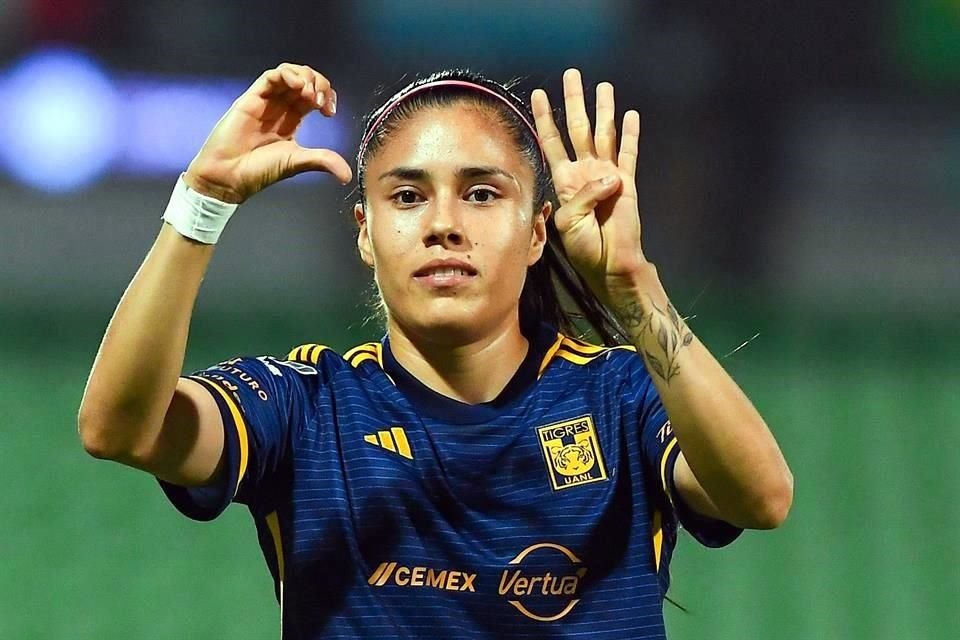 Lizbeth Ovalle quiere seguir su historia de goles.