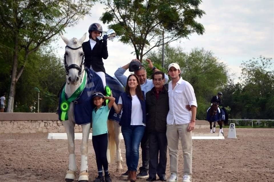 Durante la final del Circuito Mayor y Menor de Adiestramiento Nuevo León 2023