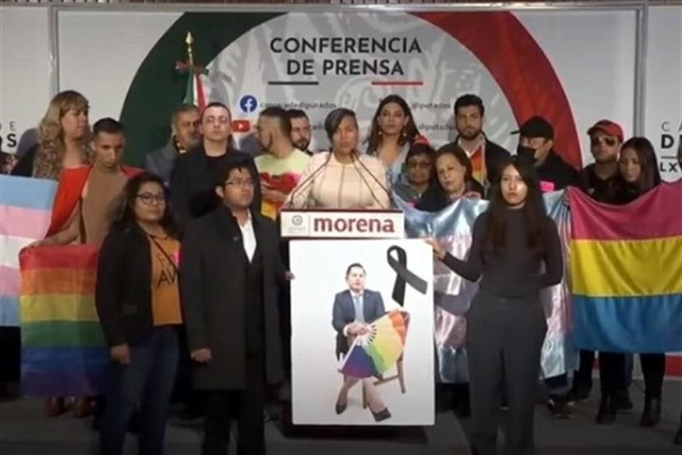 Salma Luévano, primera mujer transgénero en lograr una diputación federal por la 'cuota arcoíris' desmintió la versión de la FGE de Aguascalientes.